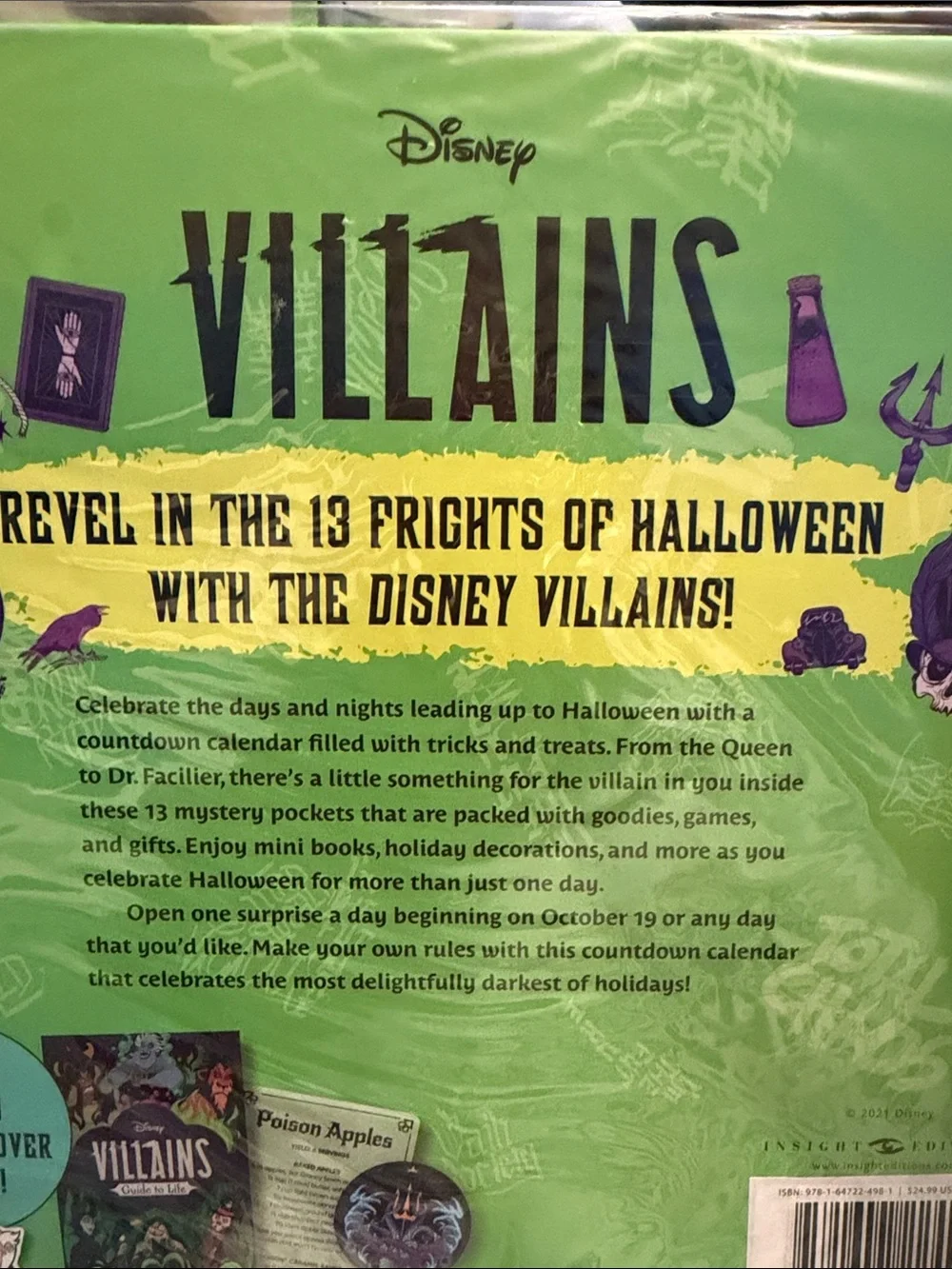 Disney Villains Halloween Book-13 Mystery Pockets packed w/ goodies/games/gifts!